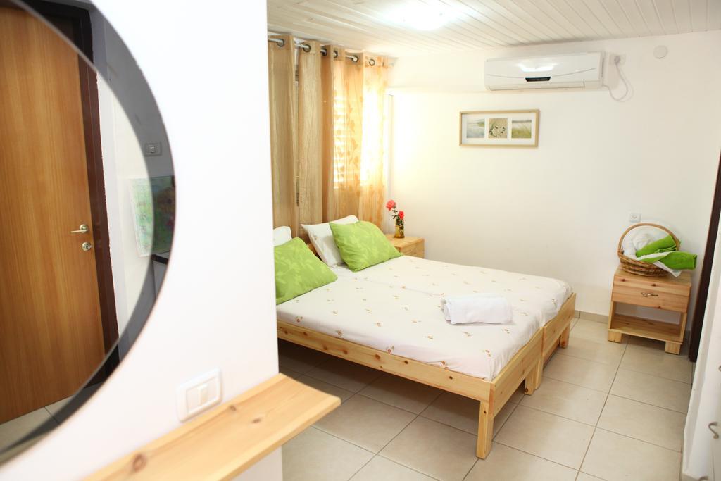 Beit Shapira Guest House Kefar Shammay Luaran gambar